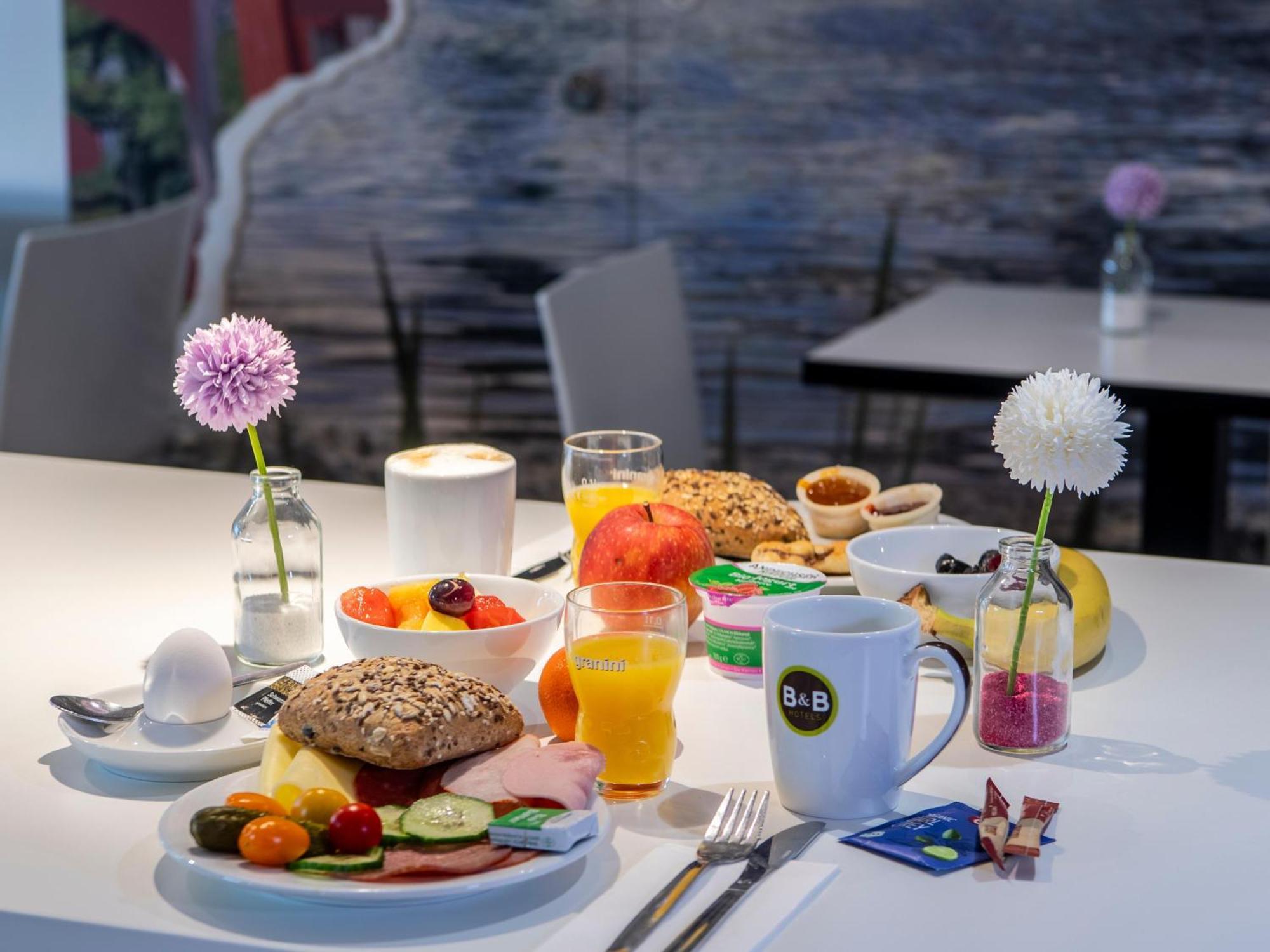 B&B Hotel Muenchen-Messe Ашхайм Экстерьер фото